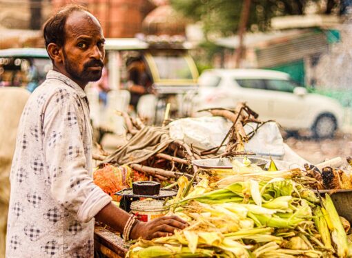 Karnataka: FSSAI Conducts Food Hygiene Inspections at 200 Bus Stands