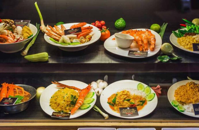 Bengaluru Eateries asked to Stop Real Food Displays—Here’s Why