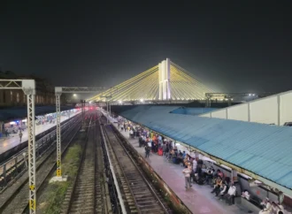 Nagpur Railway Issues Orange I-Cards to Boost Food Safety at Stations