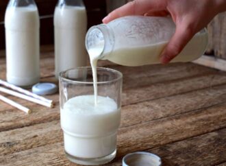 Maharashtra Deploys Milk Scanners for Instant Adulteration Detection