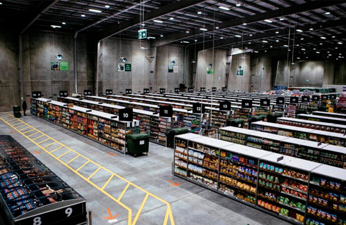GHMC Raids 35 E-Commerce Food Outlets, Dark Stores