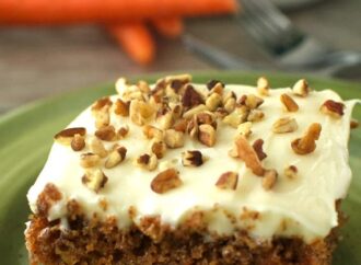 Homemade Carrot Cake Linked to Deadly Botulism Outbreak in France