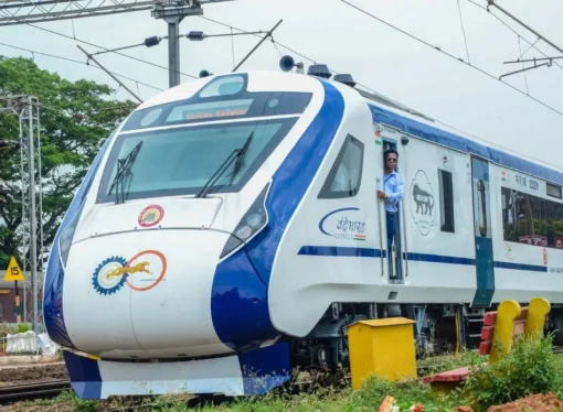 Kochi Base Kitchen Supplying Train Meals Shut, Fined ₹1 Lakh for Stale Food