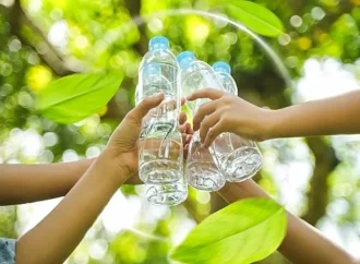 India Launches Its First Bottled Water Made From Air