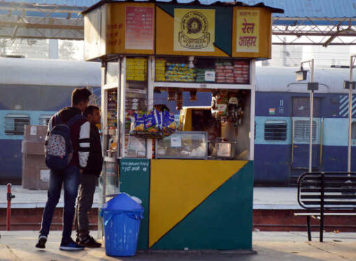 No Hot Food This Winter: Ludhiana Station Vendors Hit by Safety Ban
