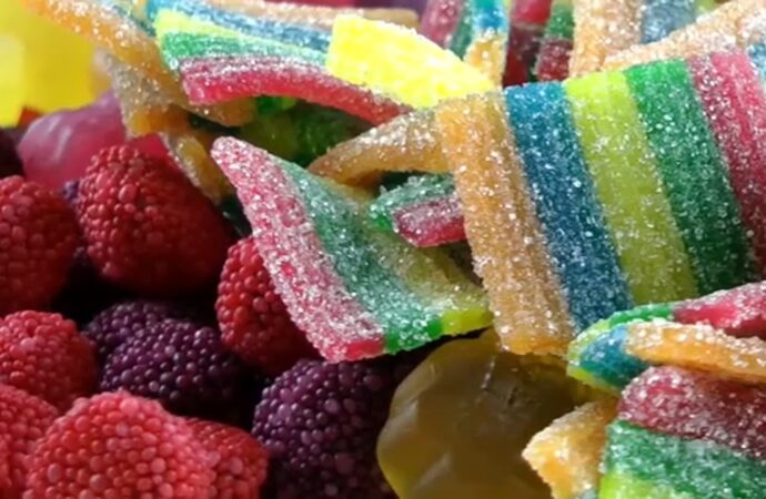 How Easy Is It to Phase Out Artificial Food Dyes in India?