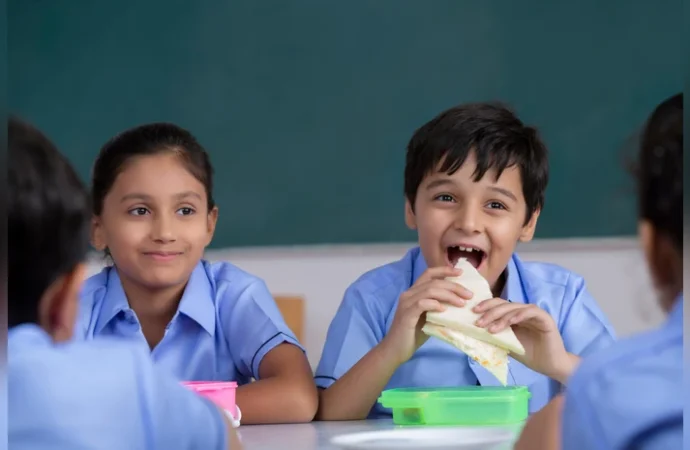 WHO Urges Schools Worldwide to Clean Up What Children Eat