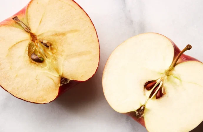 Why Apples Turn Brown After Cutting — And What It Means for Food Safety