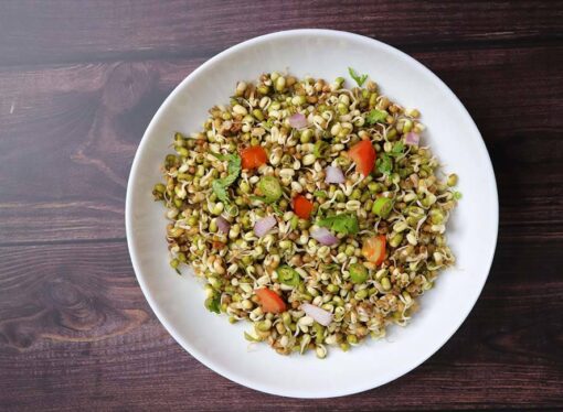 Be Careful: Salad Isn’t Always Safe; Onions Demand Attention Too