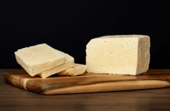 Surat Raid: Over 1,400 kg of Suspected Adulterated Paneer Seized