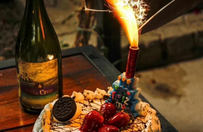 Cake Sparklers Look Spectacular, But Are They Safe for Your Cake?