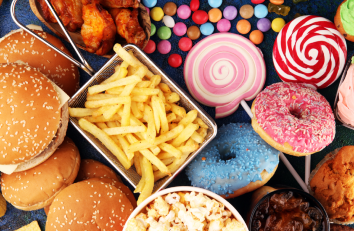 Hundreds of Food Chemicals Added Without FDA Review, EWG Warns