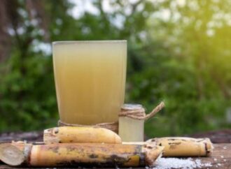 Sugarcane Juice This Summer: Cool Relief or Hidden Health Risk?