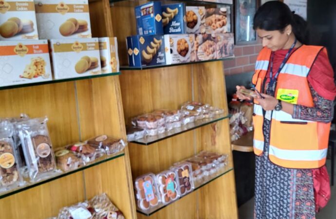 GHMC Conducts Food Safety Drive at Child-Frequented Spots