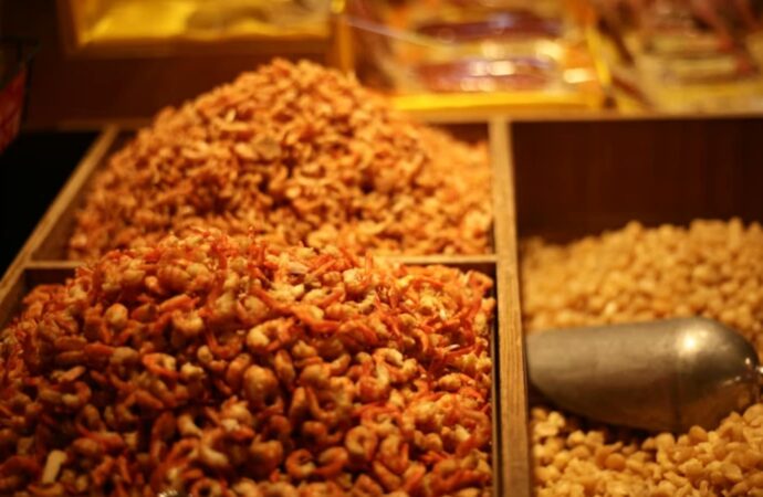 Synthetic Colours in Namkeens, Low Fat Milk Found in Karnataka Checks
