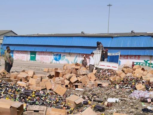 FSDA Destroys 8,600 Litres of Expired Food Products in Kanpur