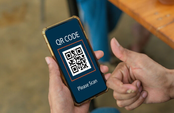 Scan Before You Snack: Ahmedabad Introduces QR Hygiene Ratings