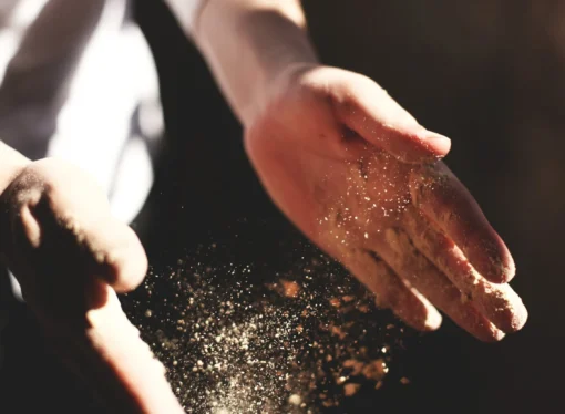 Can Food Allergens Travel Through the Air?
