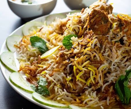 Worm Found in Chicken Biryani: Kozhikode Hotel Temporarily Shut