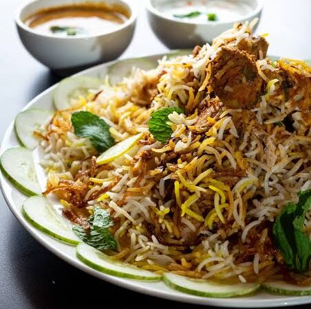 Worm Found in Chicken Biryani: Kozhikode Hotel Temporarily Shut